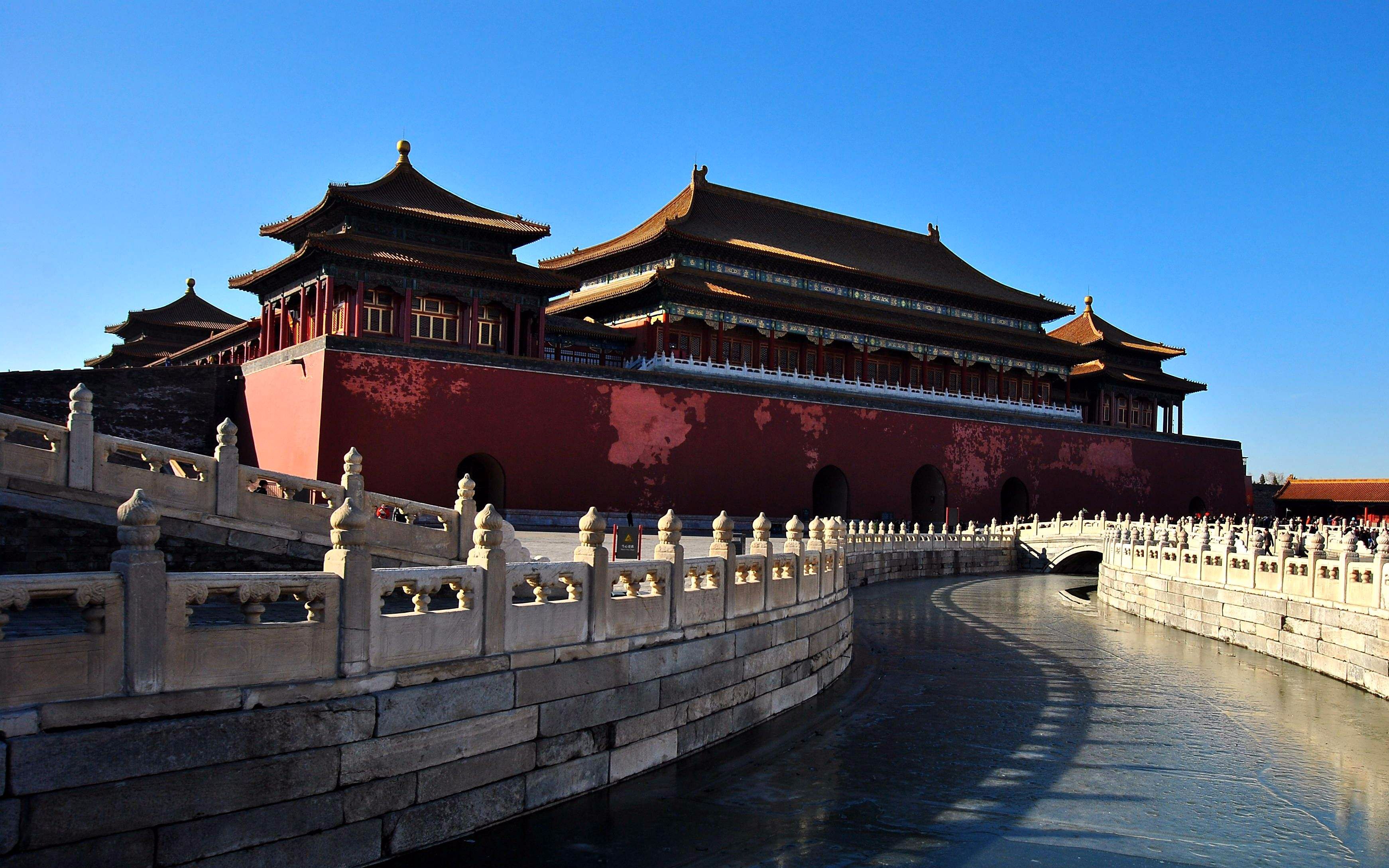 一首典雅大气梦幻的古风编曲