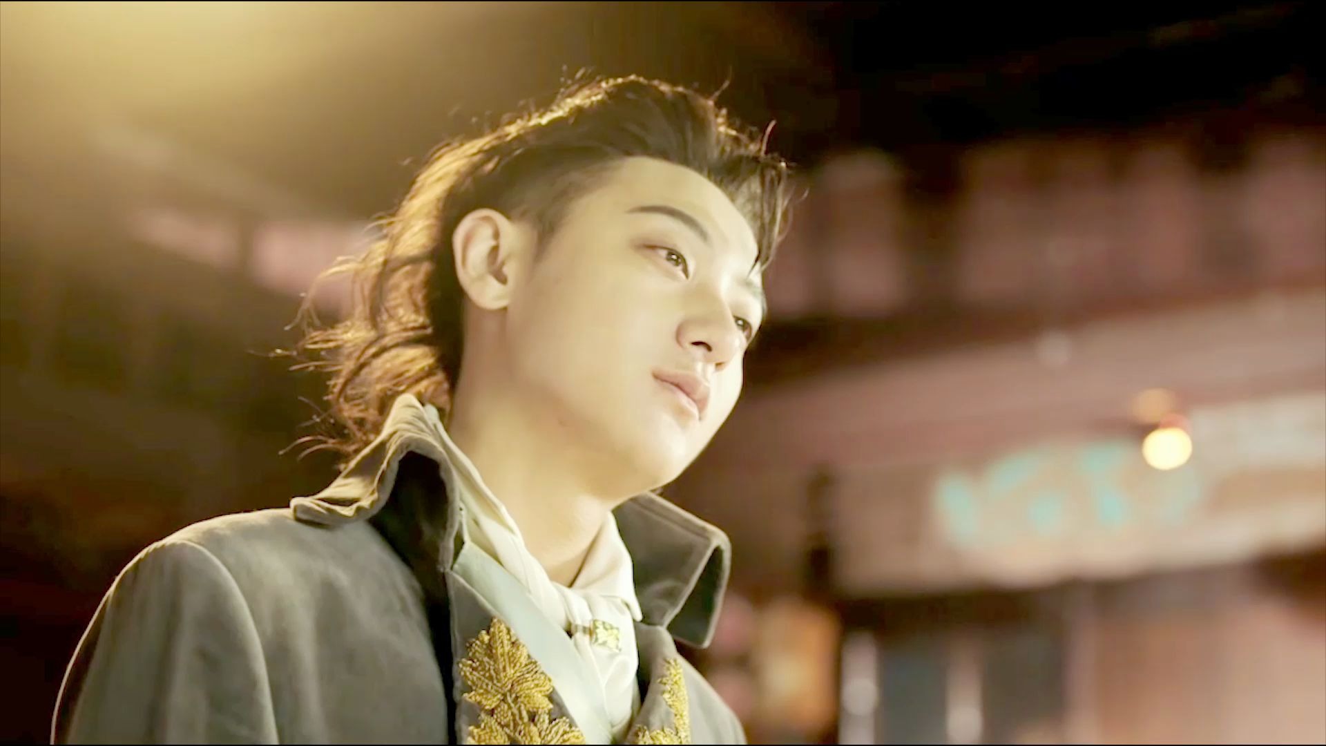 《热血同行艳势番》热播,黄子韬不仅演技大获好评,颜值也绝对在线