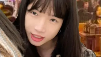 看似媚女实则媚男