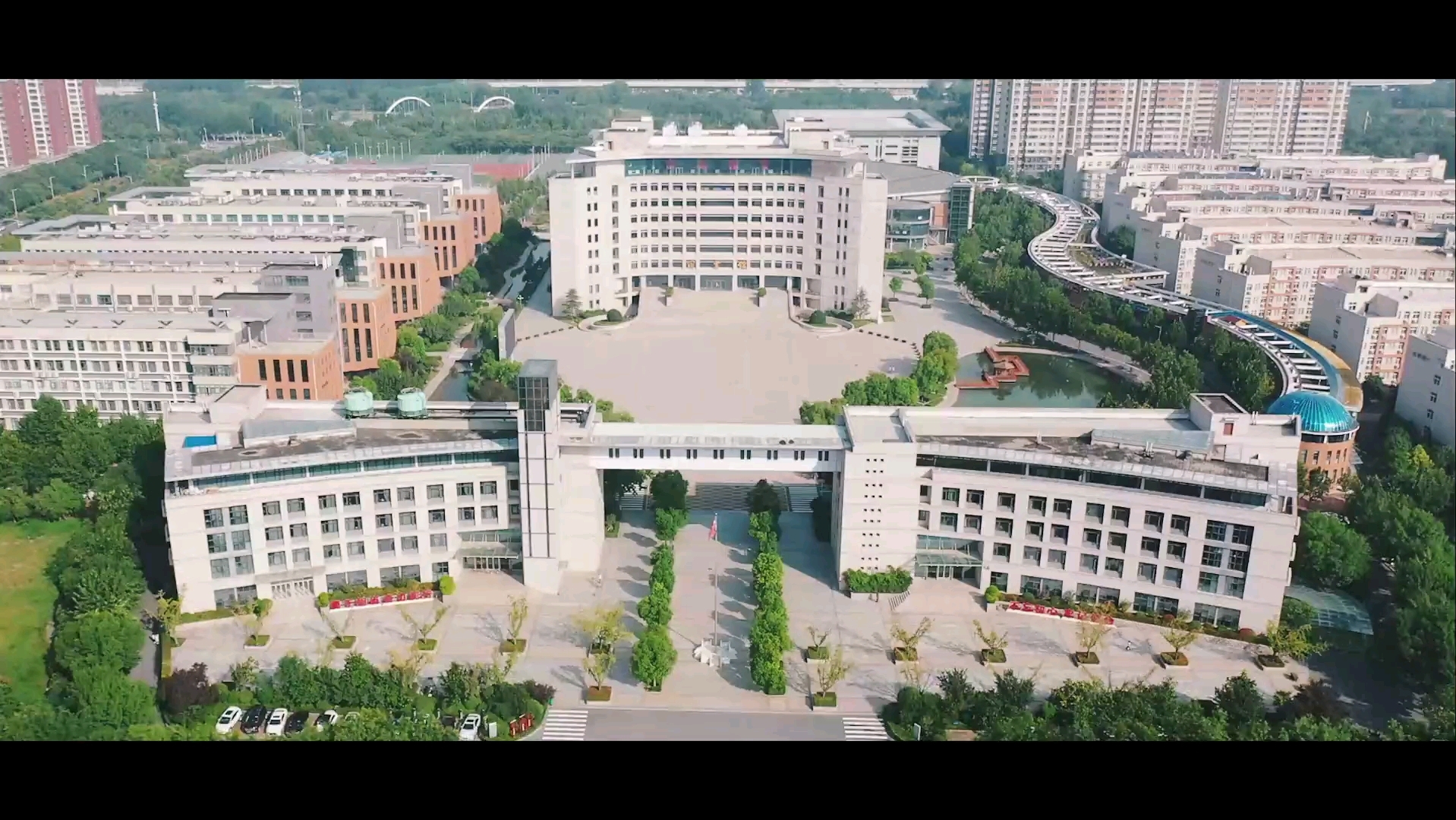 河南经贸职业学院校区图片