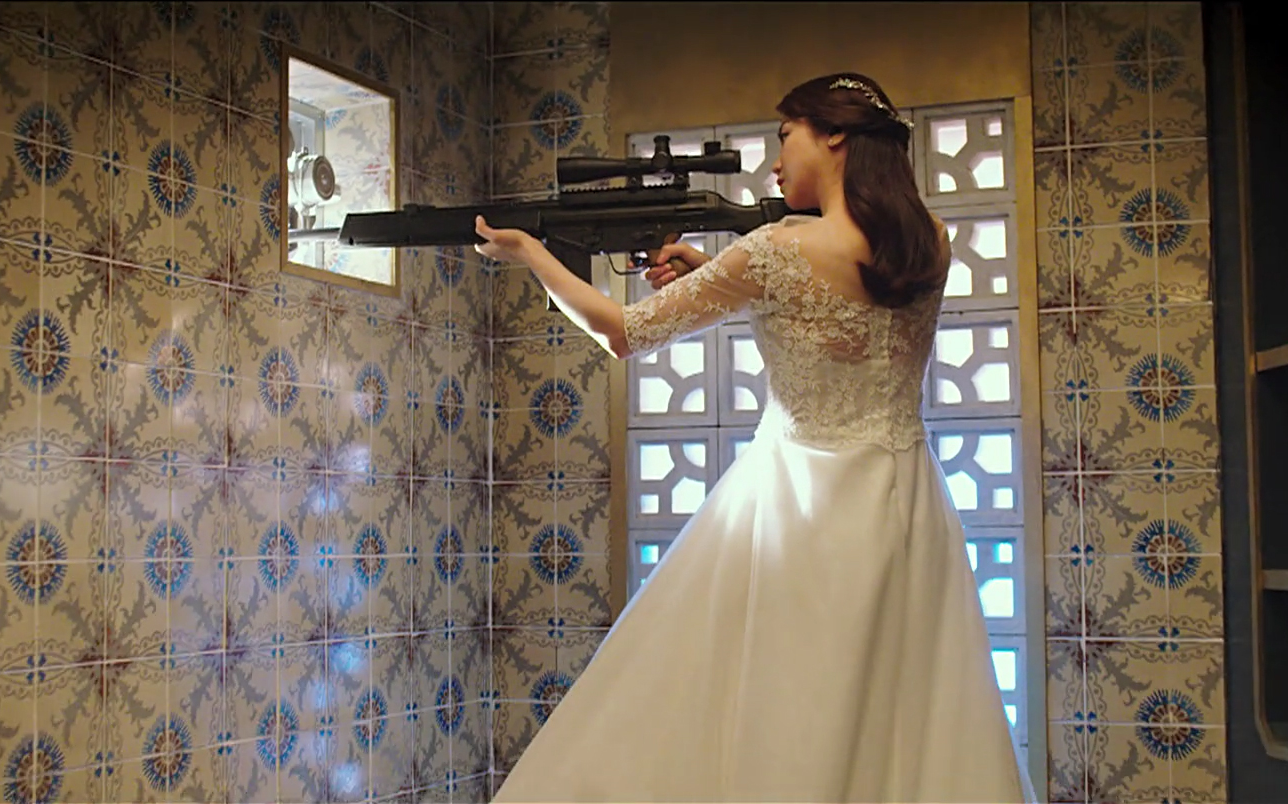 韩国最爽动作片恶女美女杀手超爽摩托车厮杀更在结婚的当天抽空执行