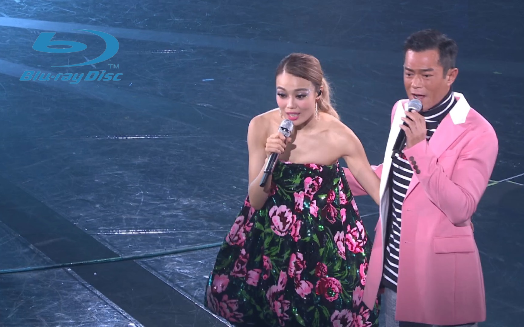 蓝光原盘容祖儿古天乐男朋友今期流行prettycrazy香港红馆演唱会