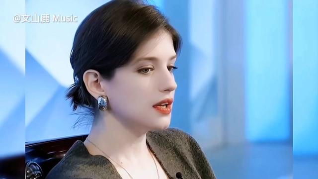 挪威天后西丝儿 经典对唱《当你说爱我时》,天籁之音,心都酥了