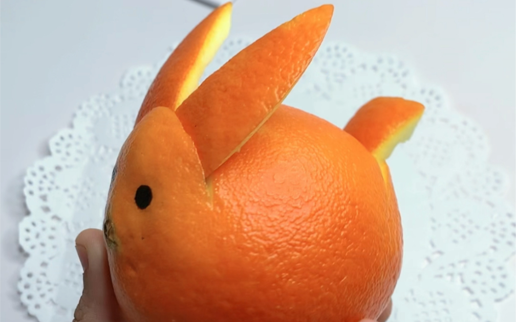 家里橙子有吗,简单几步就能变成兔子,好吃又好玩,快来试试