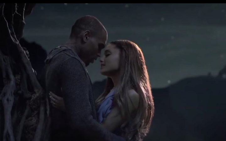 [图][双字] Chris Brown - Don't Be Gone Too Long ft. Ariana Grande