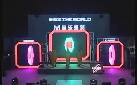 [图]【0713苏醒AllenSu】110422济南Shock The World[V]音乐派对（想念式 MissPretty 酷旋风 谢谢你陪我一起过 ）