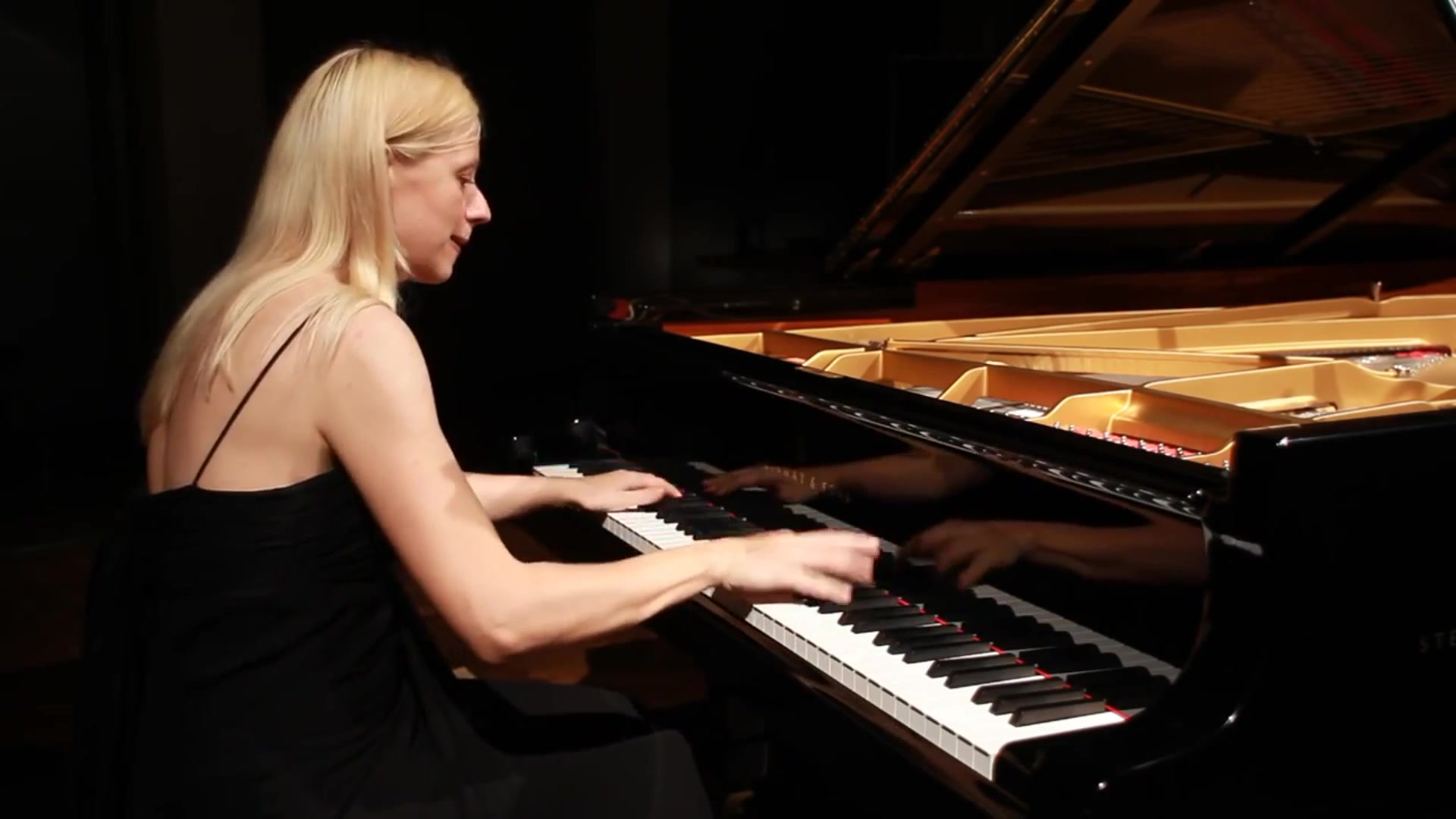 瓦伦廷娜·李斯蒂莎钢琴合集(肖邦,拉赫玛尼诺夫,贝多芬,李斯特,巴赫