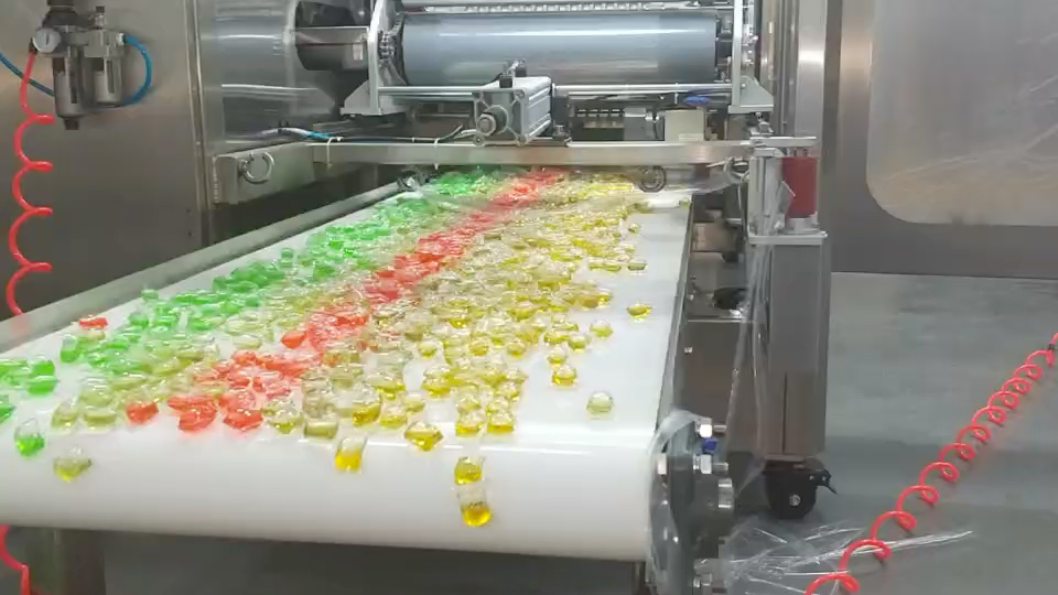 全自动洗衣凝珠生产线