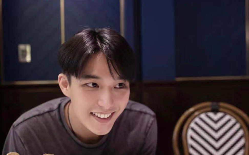 安俊朋七月愿上半年所有的遗憾都是下半年惊喜的铺垫