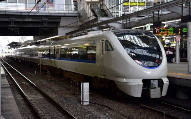 hmmsim2 北越急行北北线 681系