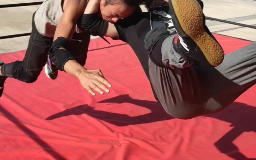 兰迪奥顿 经典招式rko