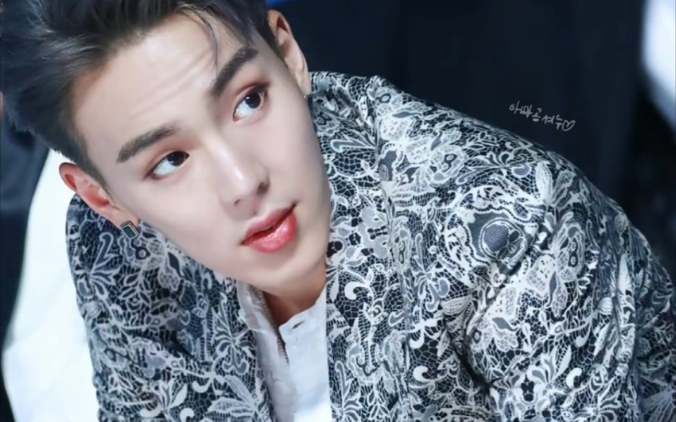 【monstax-shownu】孙贤佑,一个站在舞台上就会从