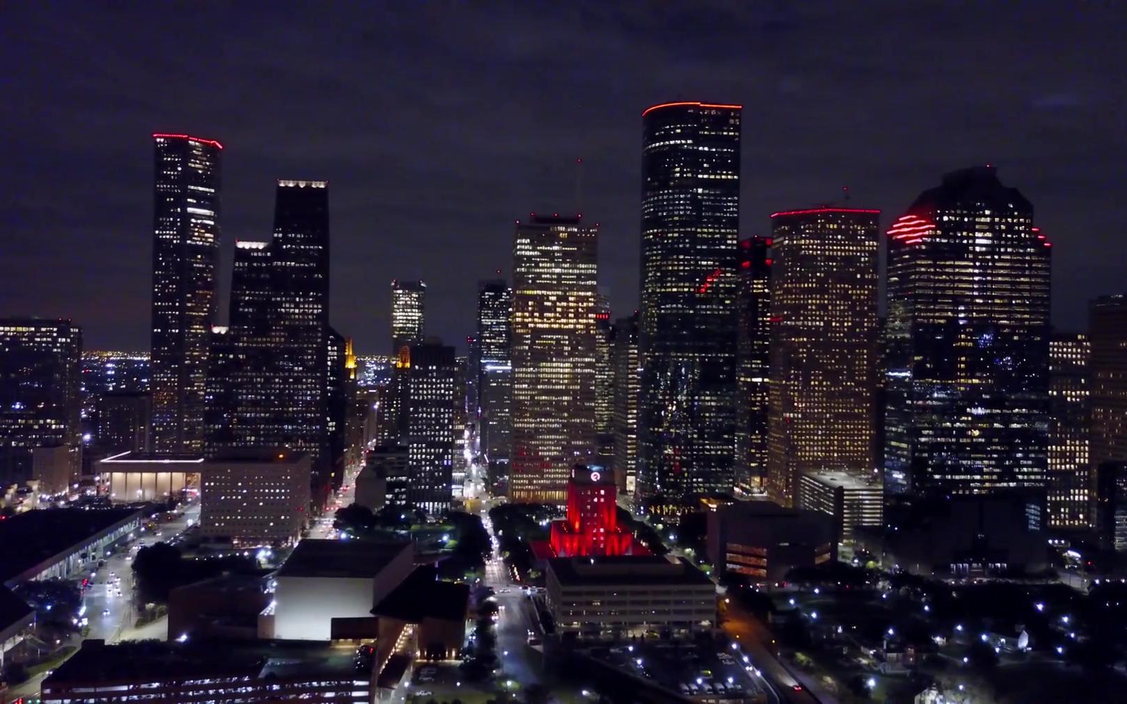 休斯顿夜景-houstons skyline at night - superbowl li week