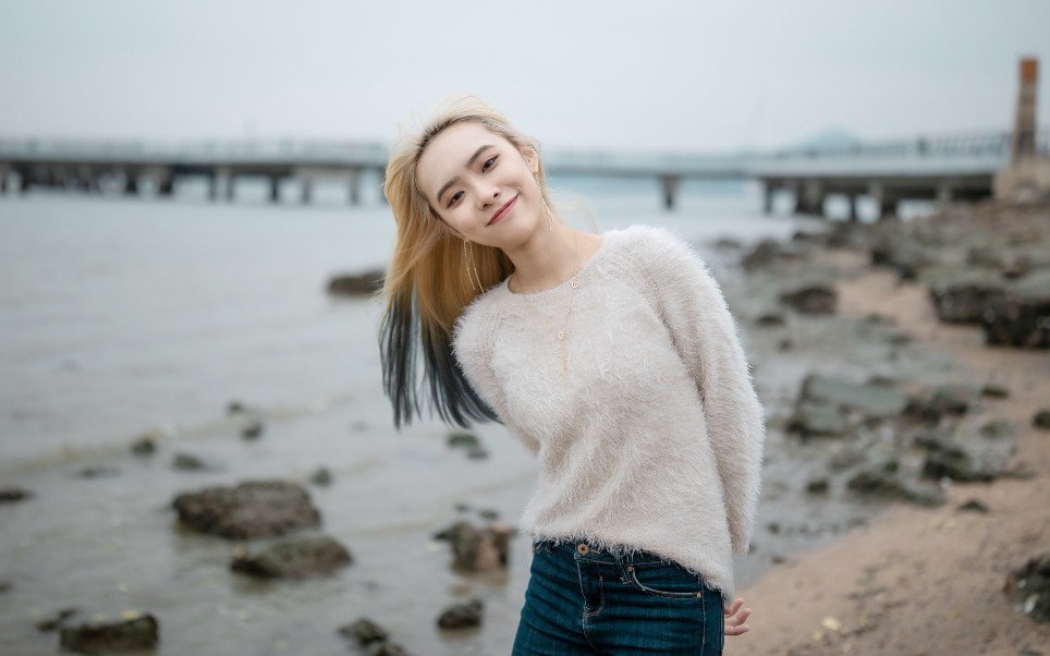 林馆长佳能eosr6适马40art人像实拍记录