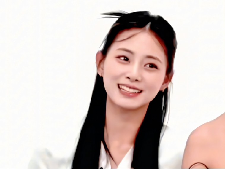 周子瑜真嘟真嘟好可爱,好喜欢子瑜发自内心的笑呀