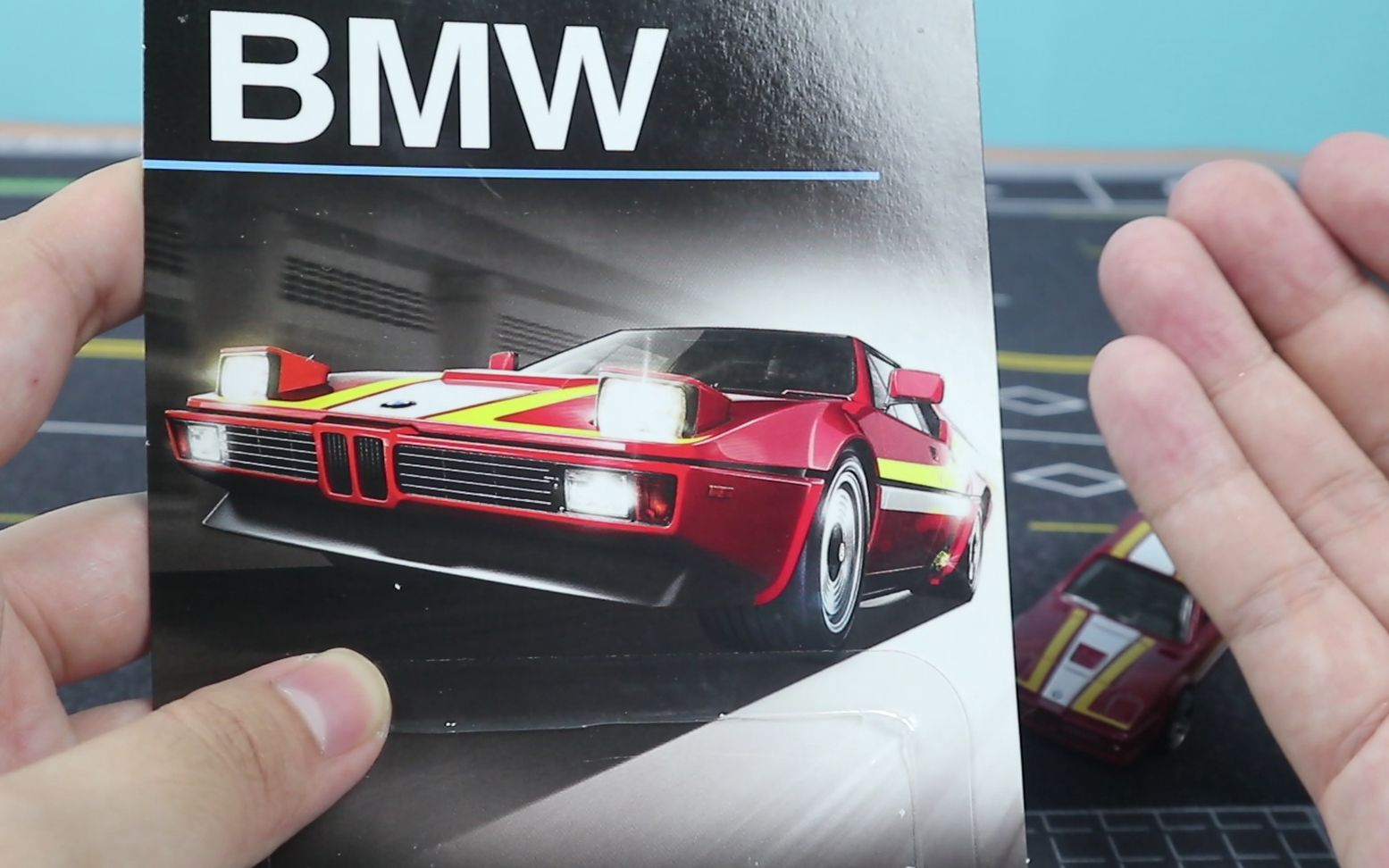 试玩风火轮宝马m1这是第一套我想集齐全系列的小车