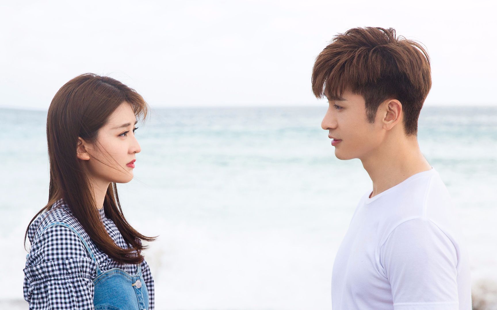 《趁我们还年轻》张云龙,乔欣共赴园游会,何洁献唱插曲《一起》