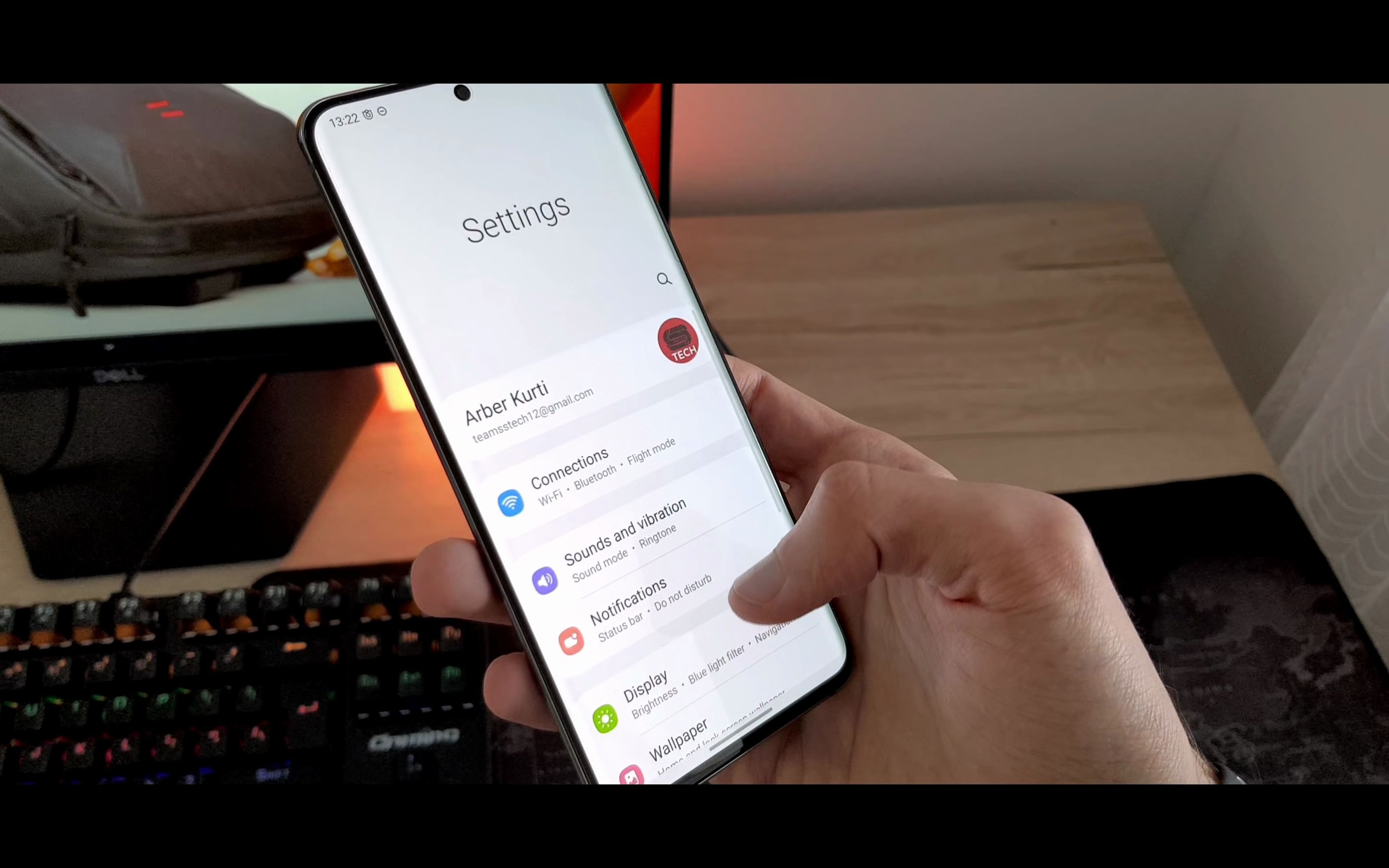 【三星one ui 3正式版】三星s20吃上安卓11,能否与miui,emui一战?