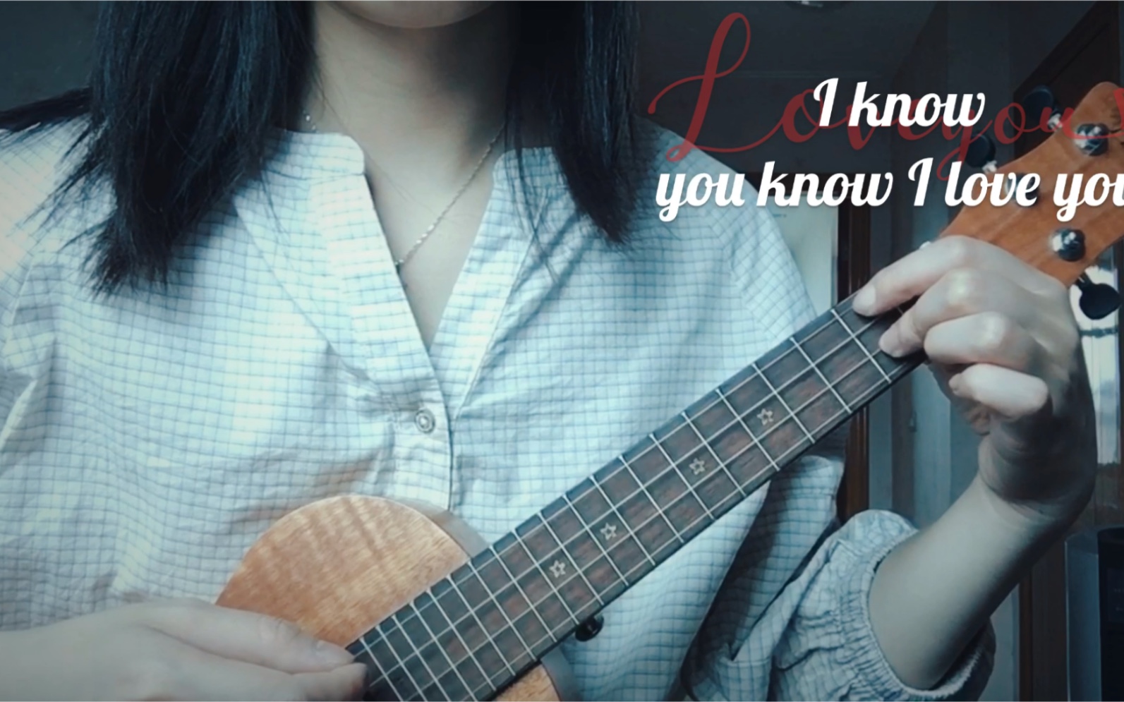 [图]【尤克里里弹唱】《I know you know I love you》cover 落日飞车