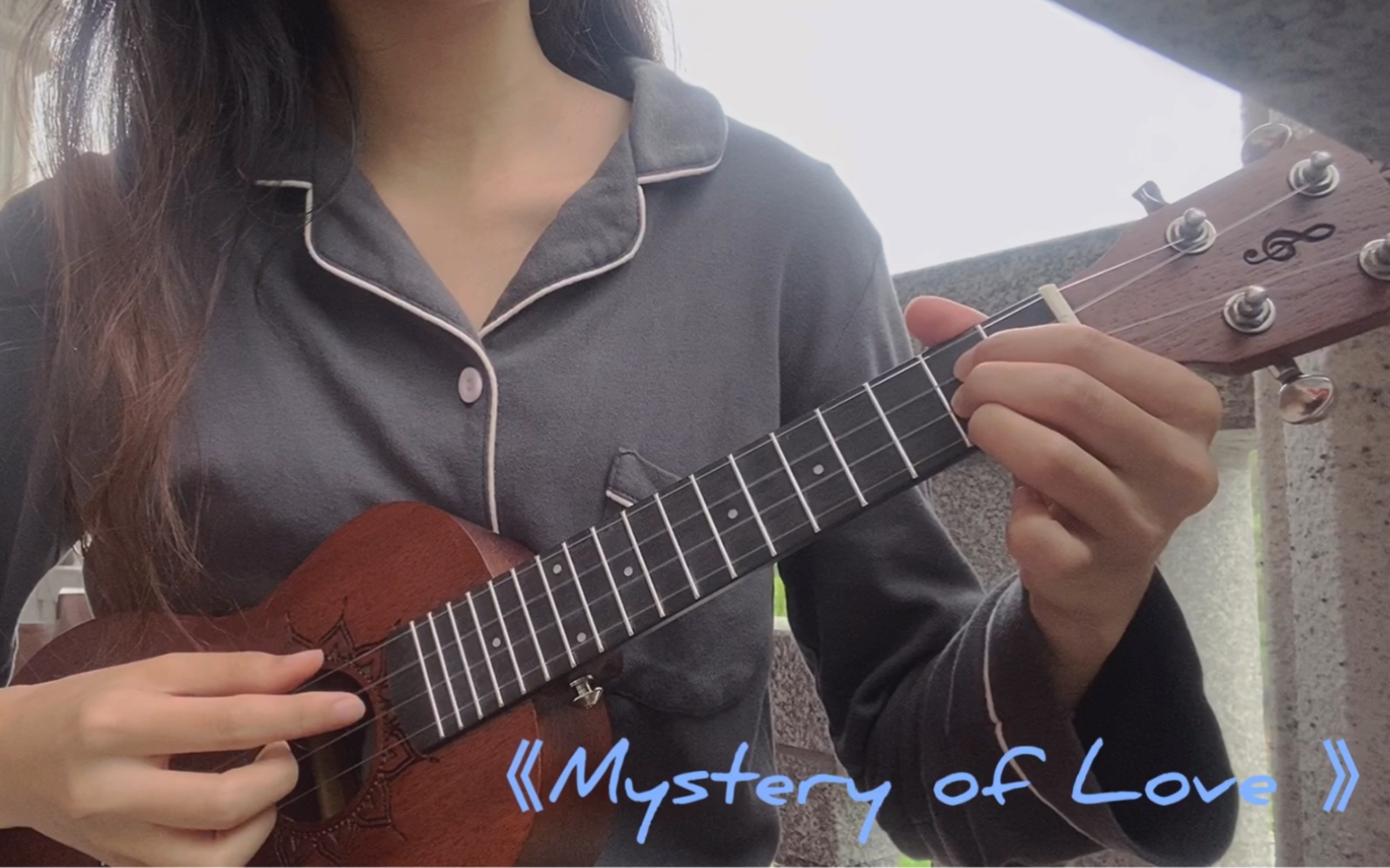 尤克里里指弹mysteryoflove简易自扒谱