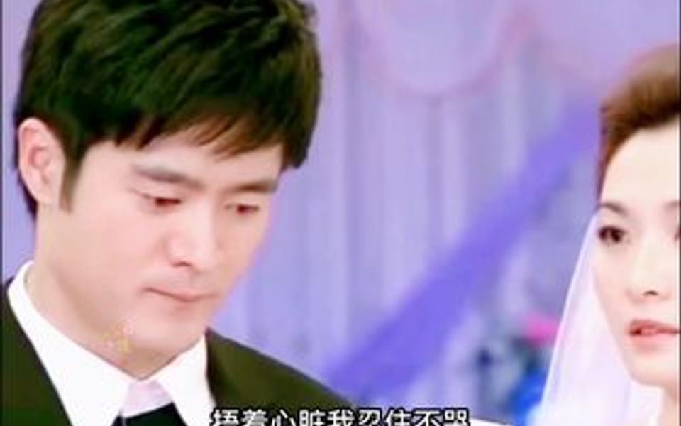 [图]婚礼现场，伴娘伴郎深情一曲，唱的新郎新娘抬不起头来