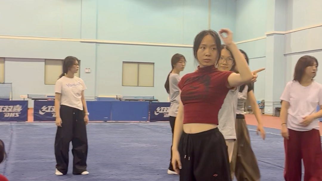 每次都排练到“回家”响起的小朋友们，这将是你们大学难忘的时光！