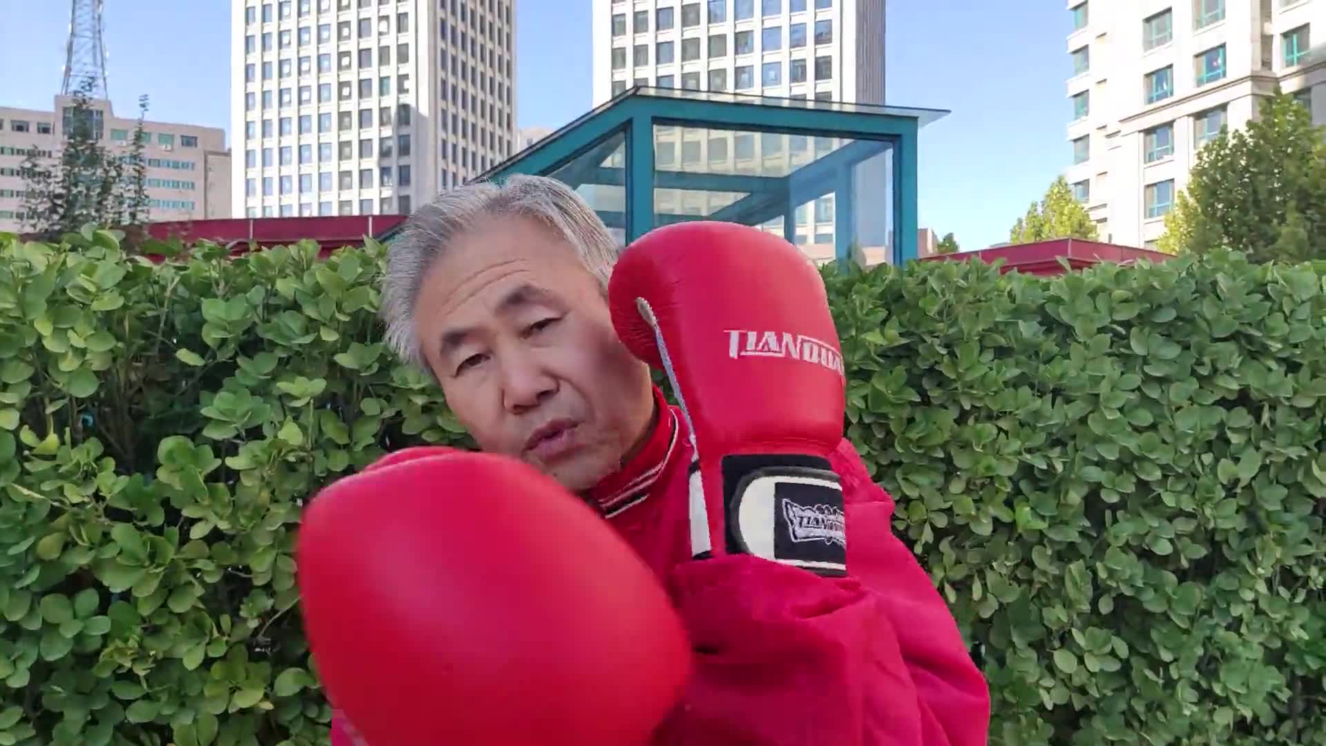 张教练拳击速成第7课(防守-格挡)