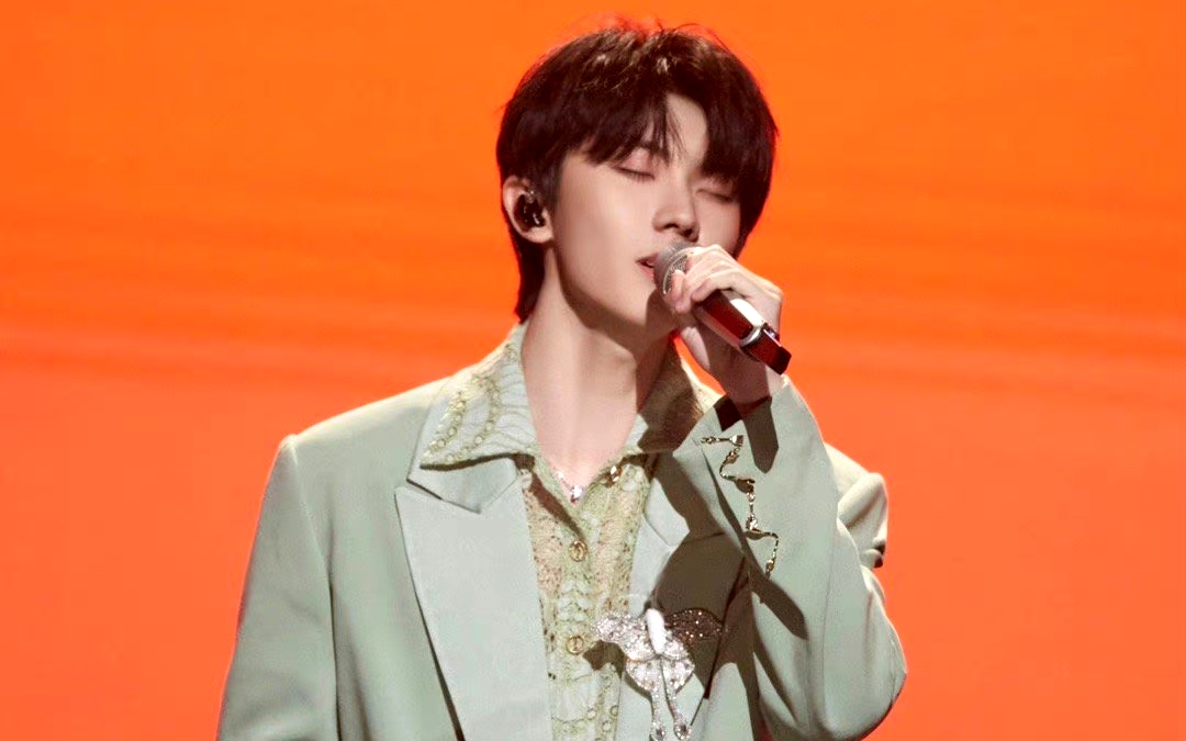 翻唱一下马嘉祺在声生不息舞台上唱的那首不为谁而作的歌