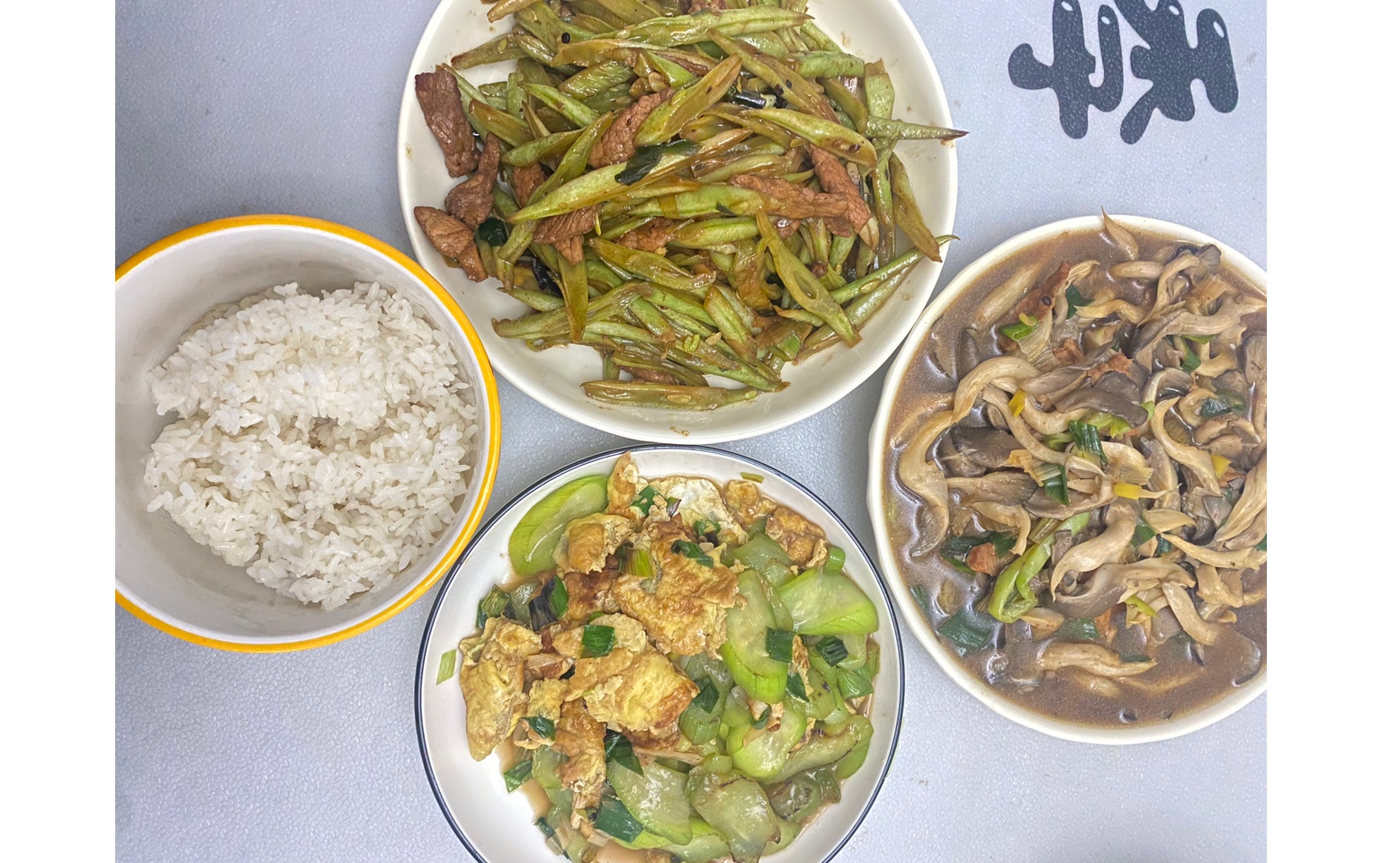 随便炒几个菜吃吃