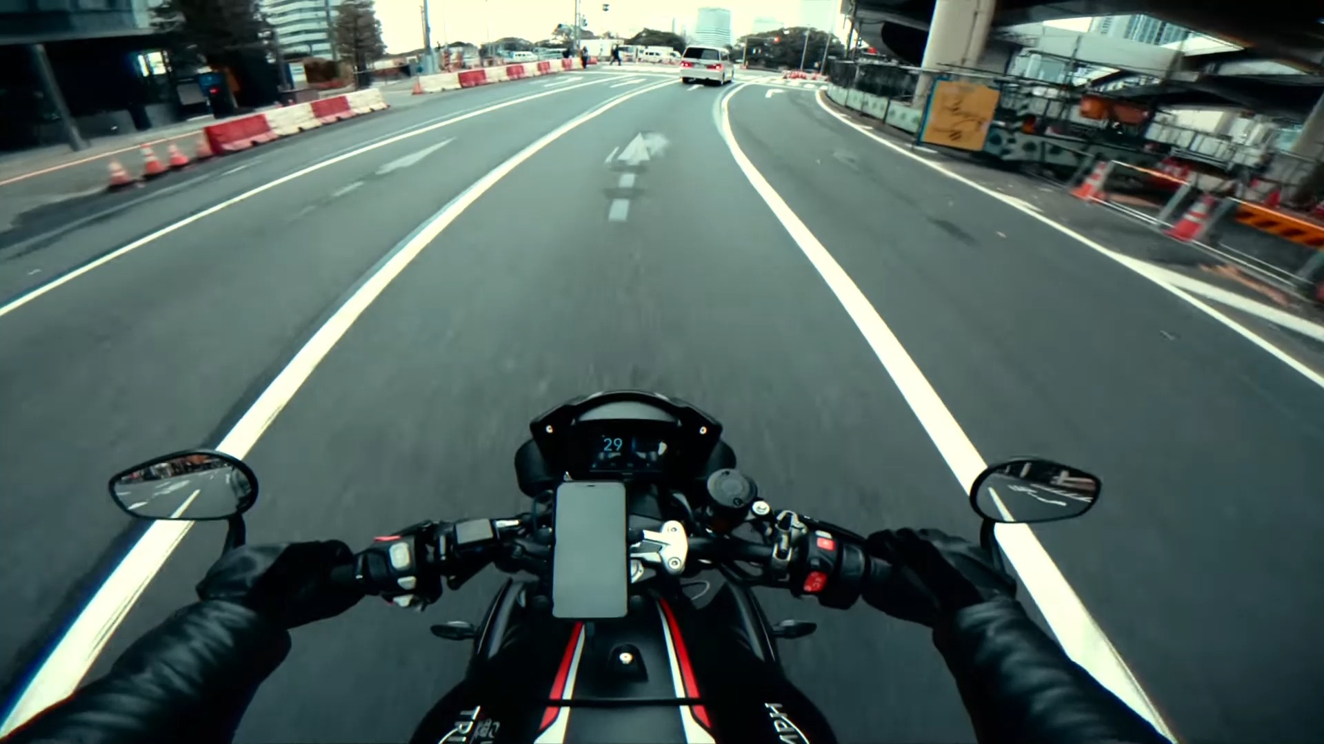 英伦街头战士新款凯旋"三倍速"triumph speed triple rs声浪展示