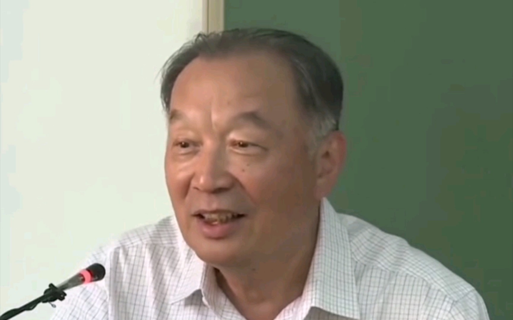 温铁军:你有本事把自己干掉再说美国,否则别跟我争论