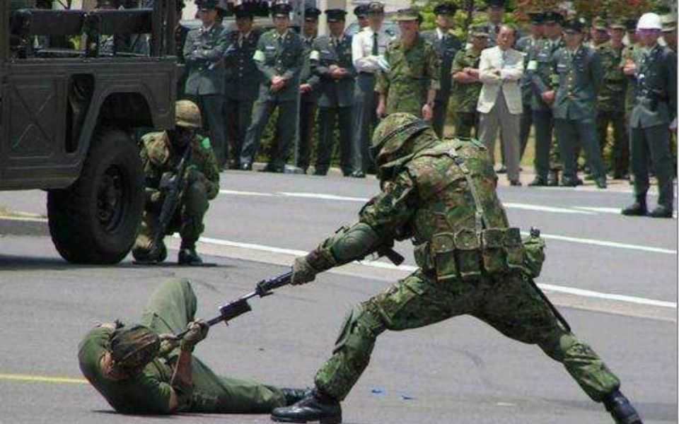 [图]日本1500名官兵集体”二二六兵变“维和部队被叛军围困合集 #40 （ 部队被困5天！结局却被判变节？）