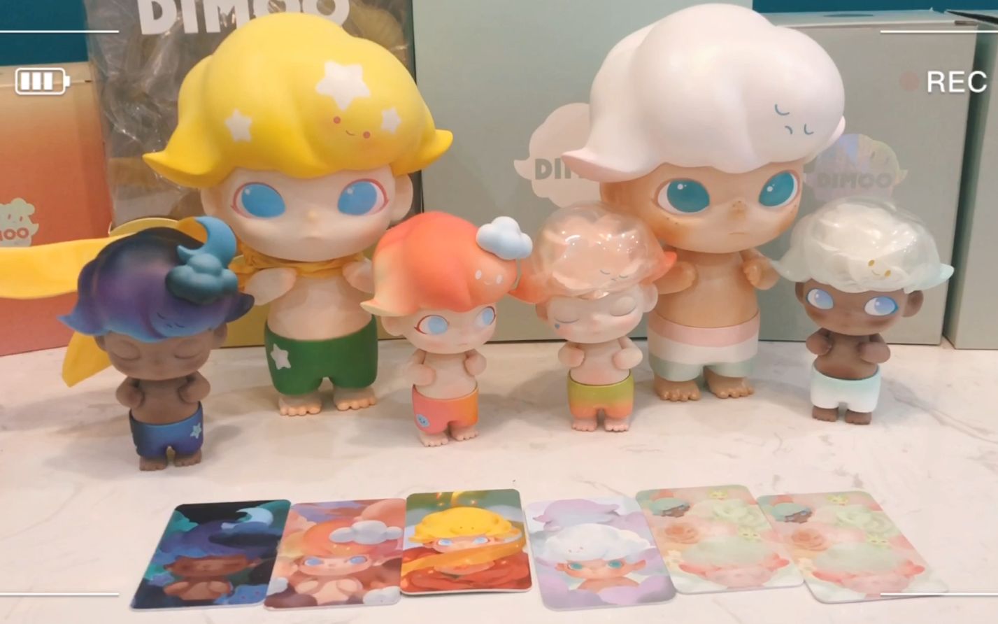 081-开箱6款dimoo大娃被美貌狙击!_哔哩哔哩_bilibili