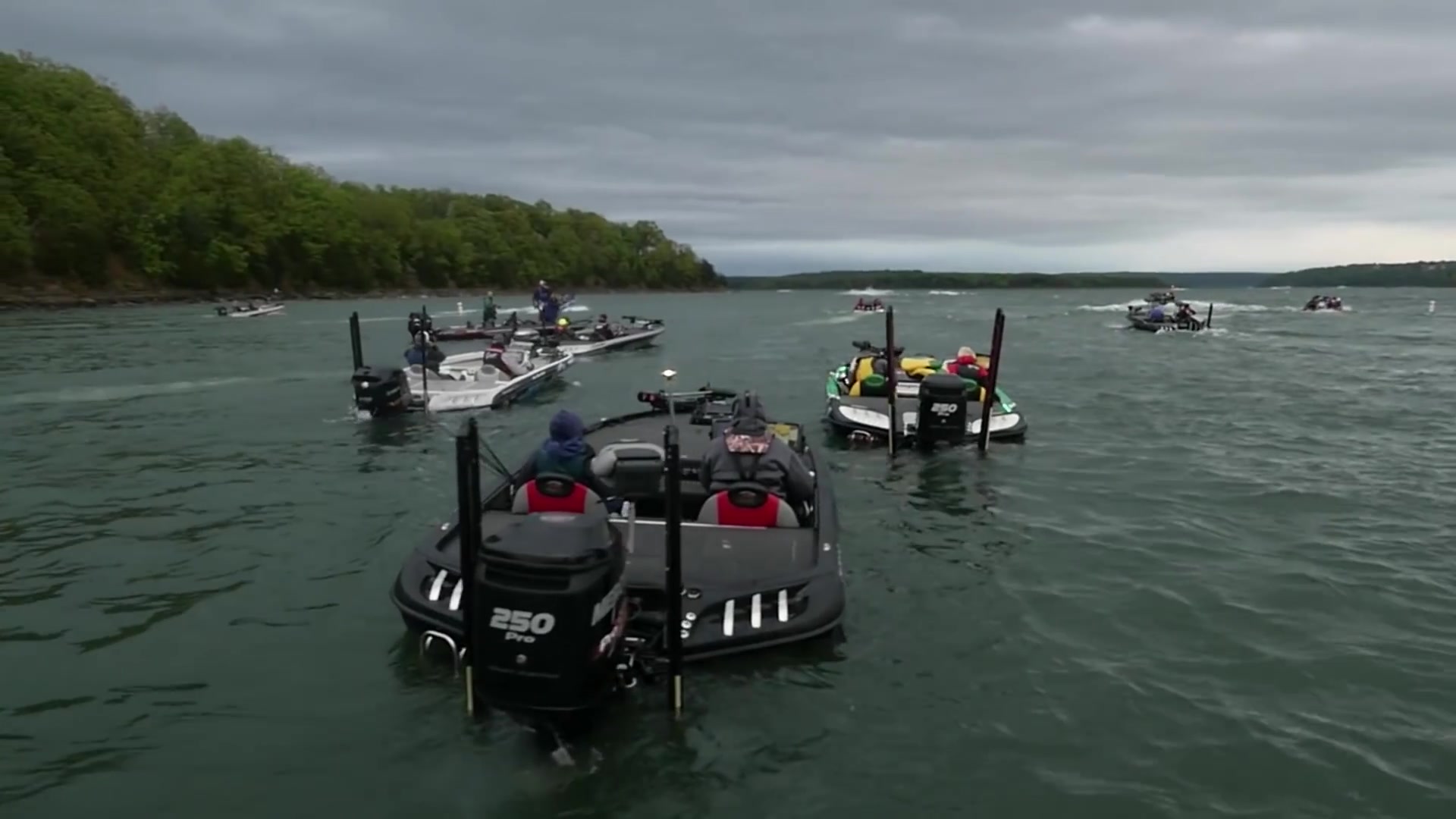 2015美国职业路亚比赛flw_tv___beaver_lake