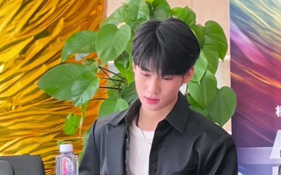 自存乖巧的张得帅