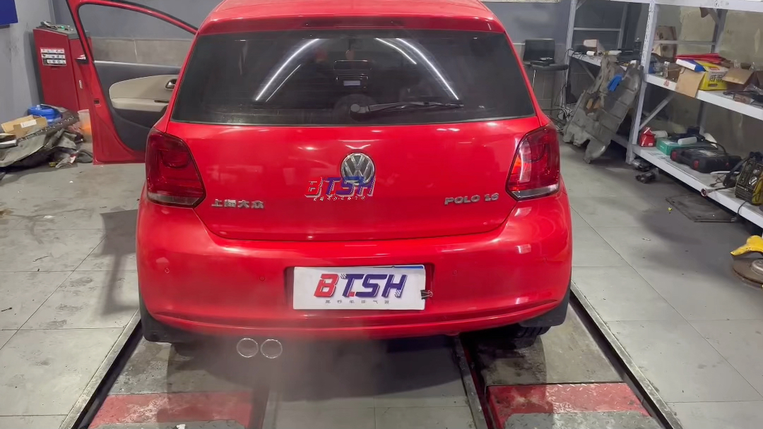btsh大众polo排气管改装 polo改装阀门排气 polo排气管声浪 大众菠萝
