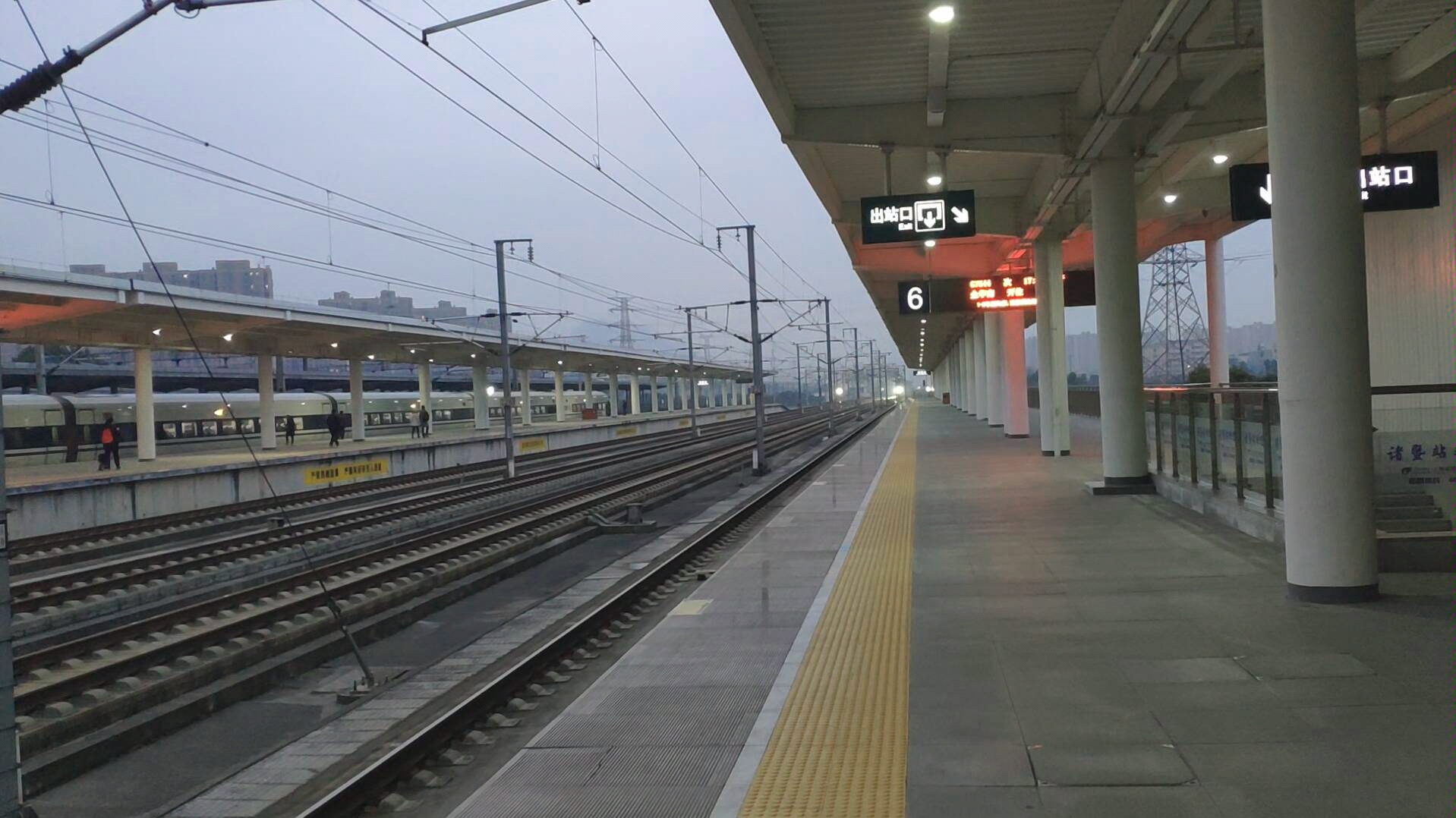 【desuwa】g7644进入诸暨车站