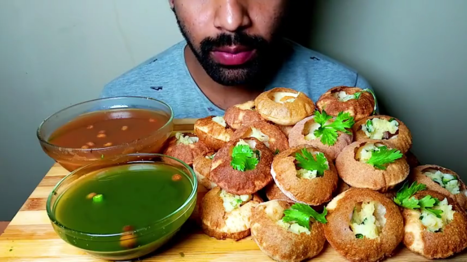 印度街头小吃空心球