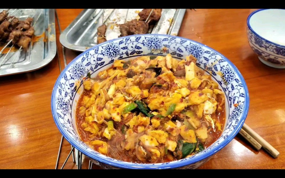 炫一个泡馍小炒,太香咧