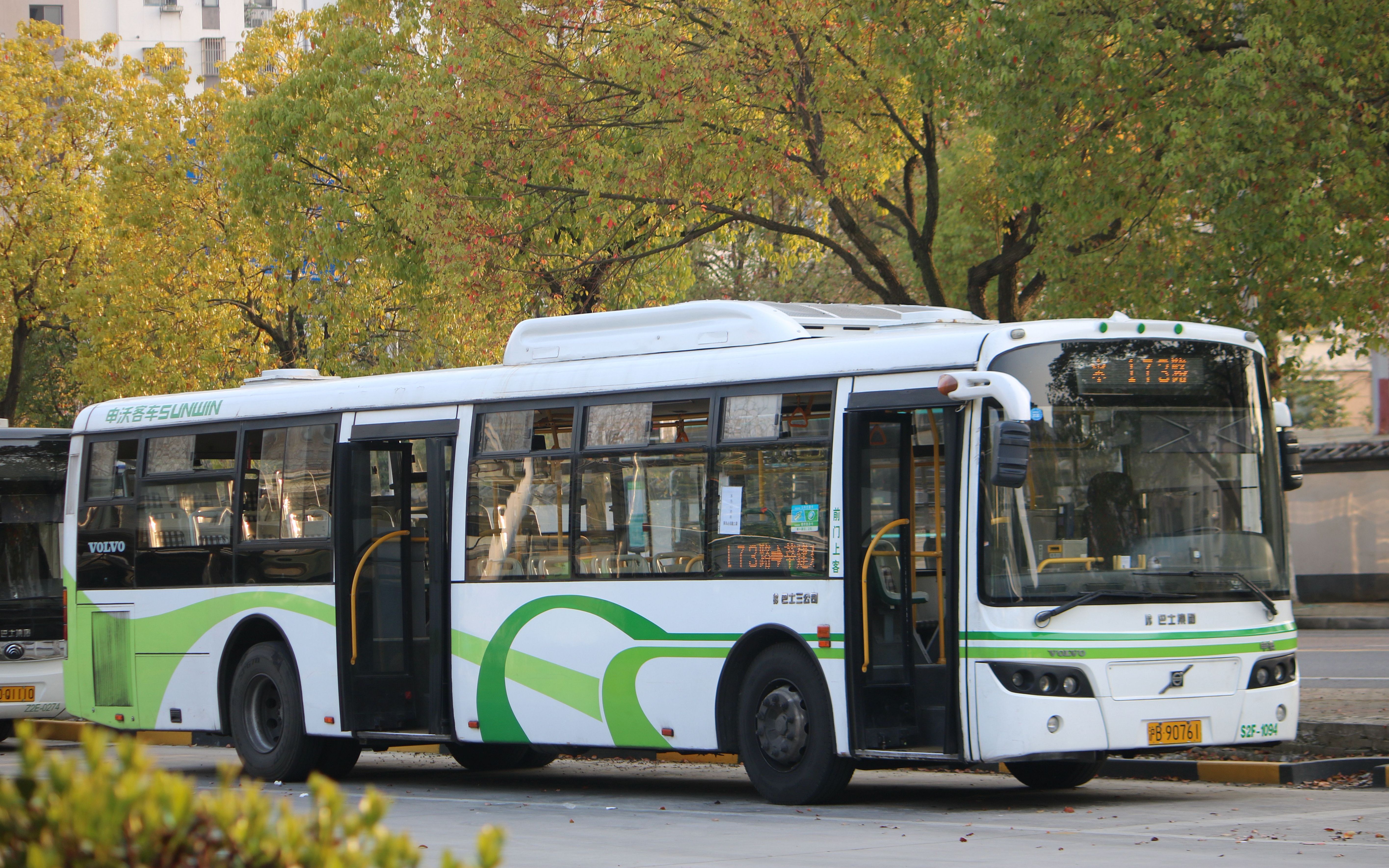 道依茨上海公交173路s2f1094金耀路鹤霞路金沙江西路华江路