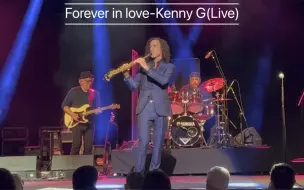 Télécharger la video: Forever in love - Kenny G (Live)