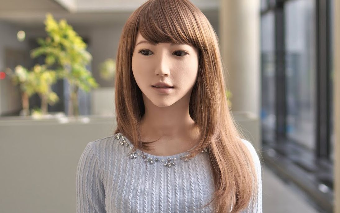 当把日本女机器人衣服去掉后,内在竟如此有货,太逼真了