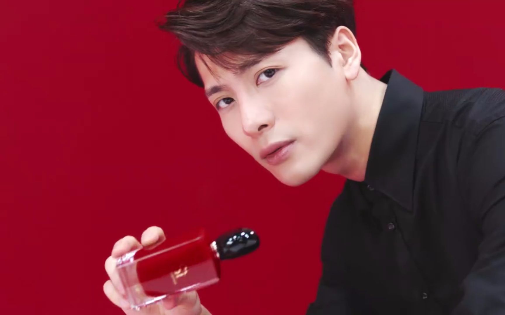 王嘉尔阿玛尼香水双十一宣传片