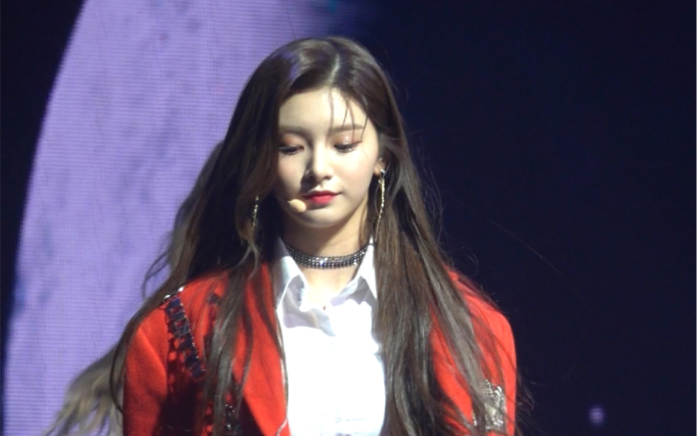 【王怡人】190602澳门乐华十周年演唱会everglow《moon》focus王怡人