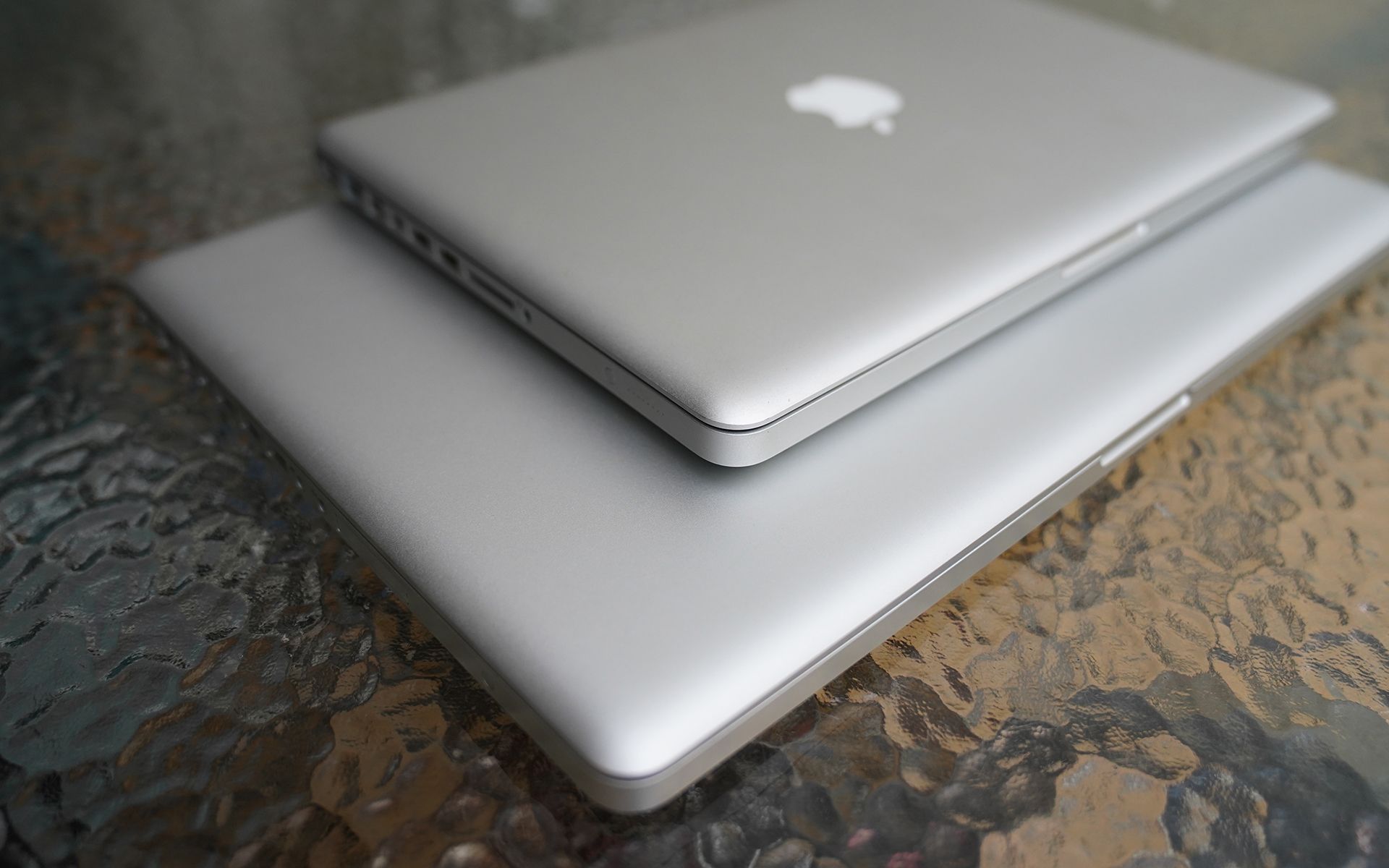 开箱苹果最后的17寸笔记本9年的的17寸macbookpro大飞机