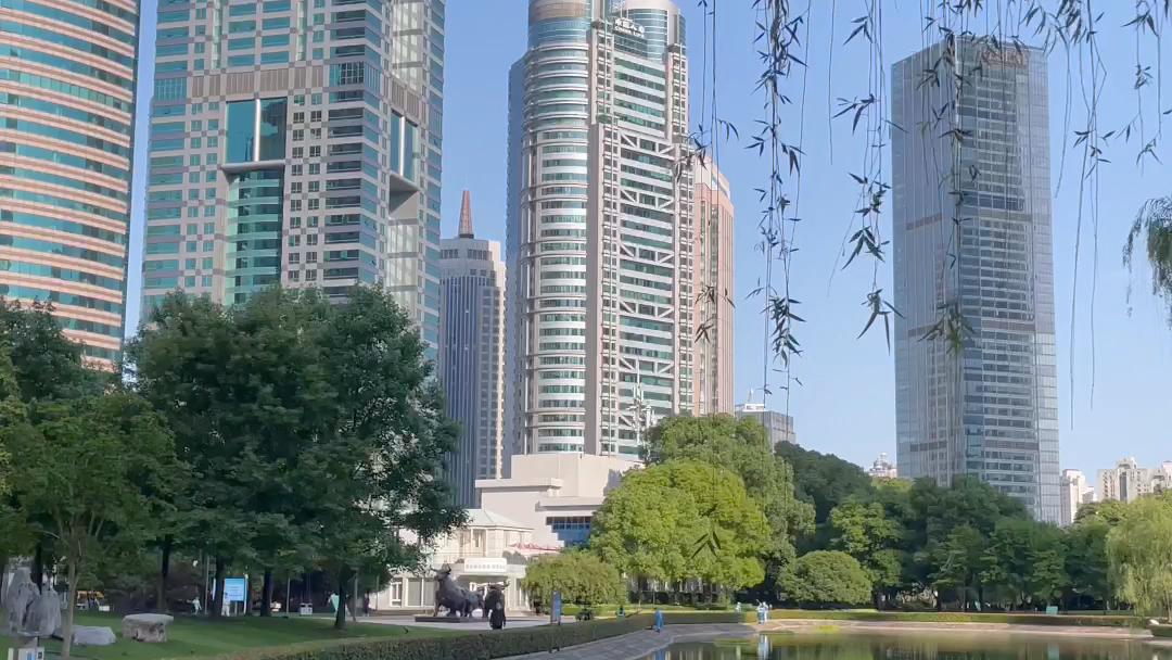 上海陆家嘴中心绿地中心湖视角建筑随拍哔哩哔哩bilibili