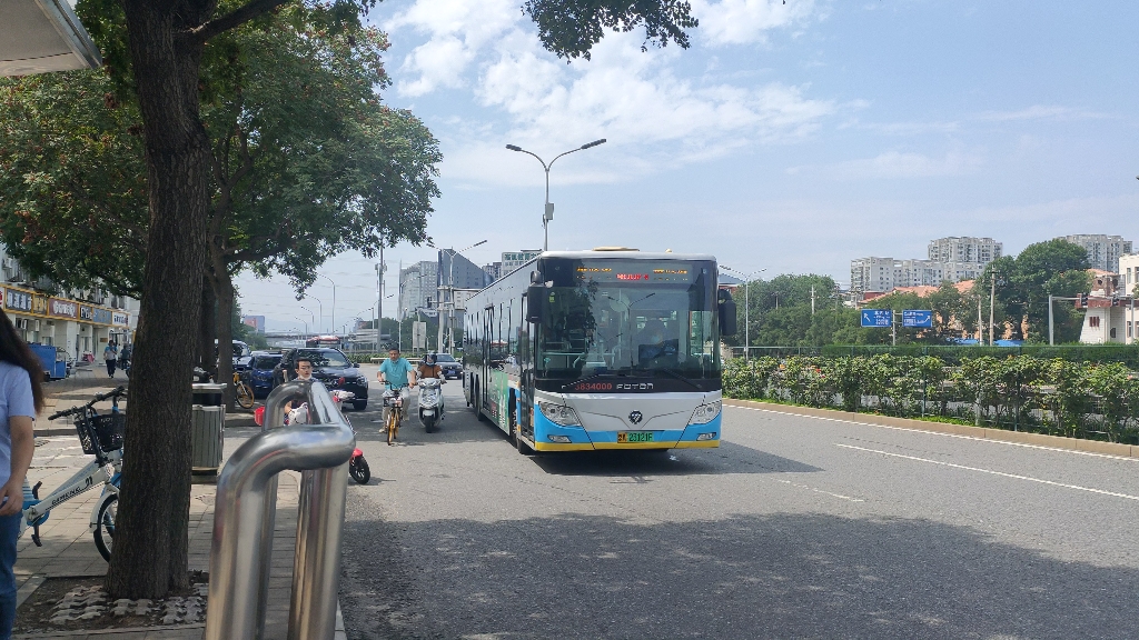 北京公交400路内环混三bj6140shevca-1"回归"纪念视频_哔哩哔哩_bili