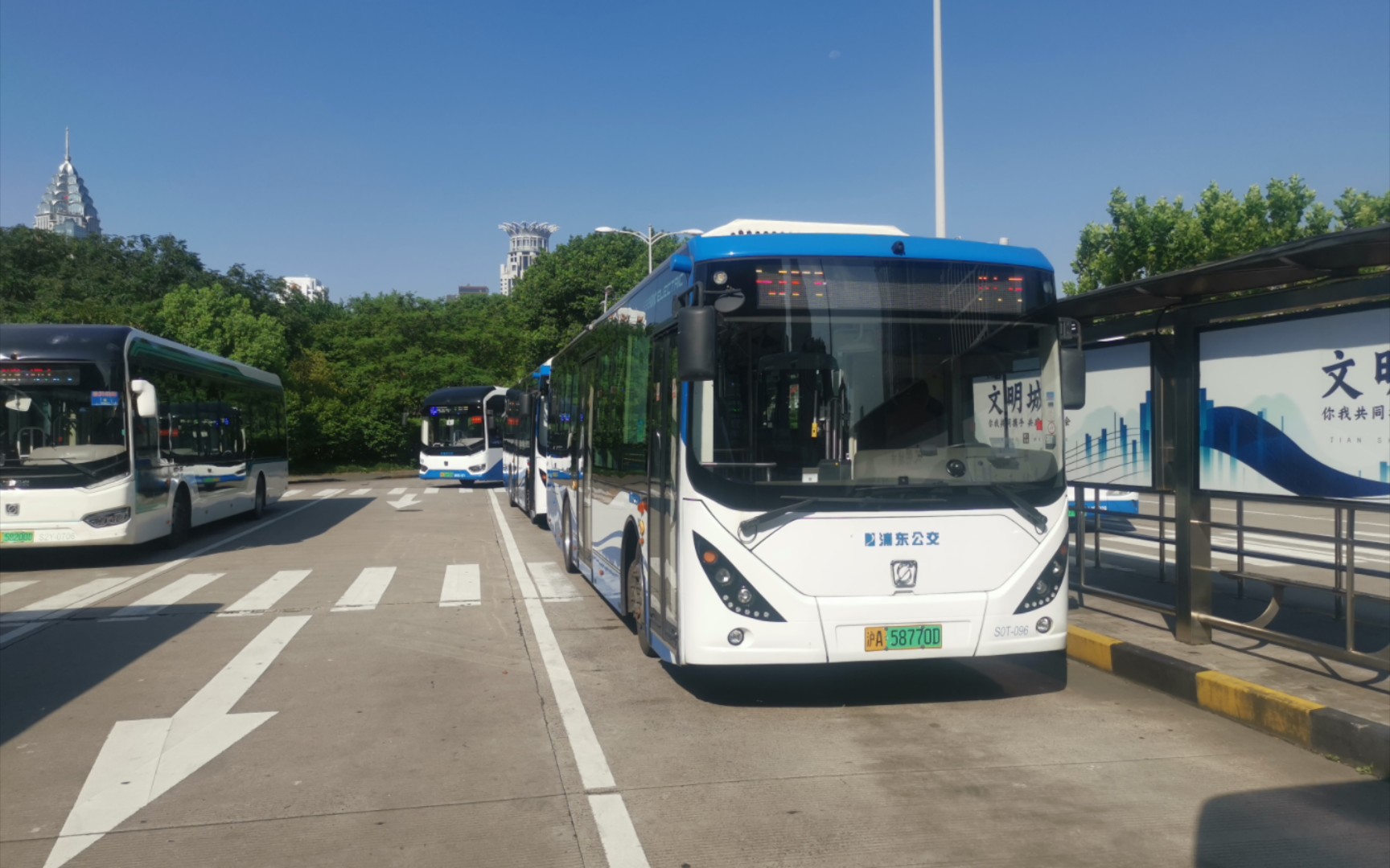 [上海公交](浦东上南)583路原声原速pov 陆家嘴西路滨江大道方向