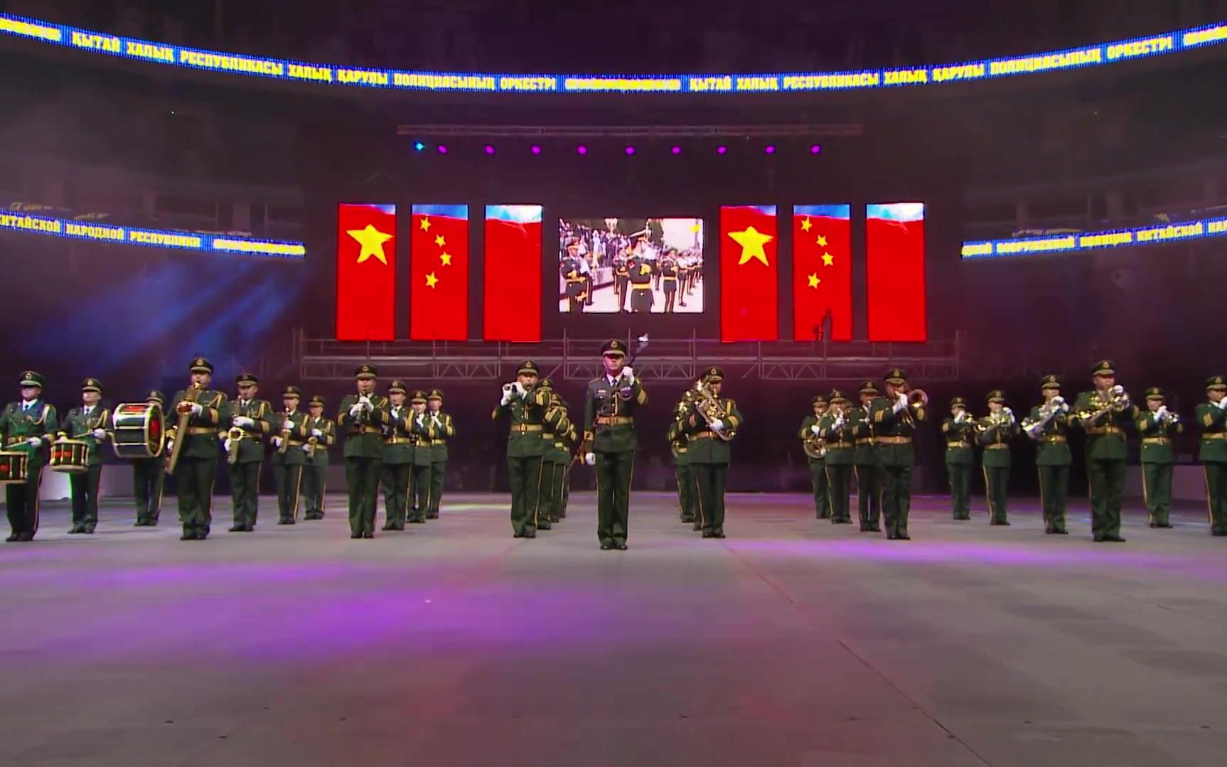 [图]中国武警部队卫士军乐团行进演奏-“Әскери керней-2018”（第七届哈萨克斯坦国民近卫军司令杯“军事号角”军乐节）