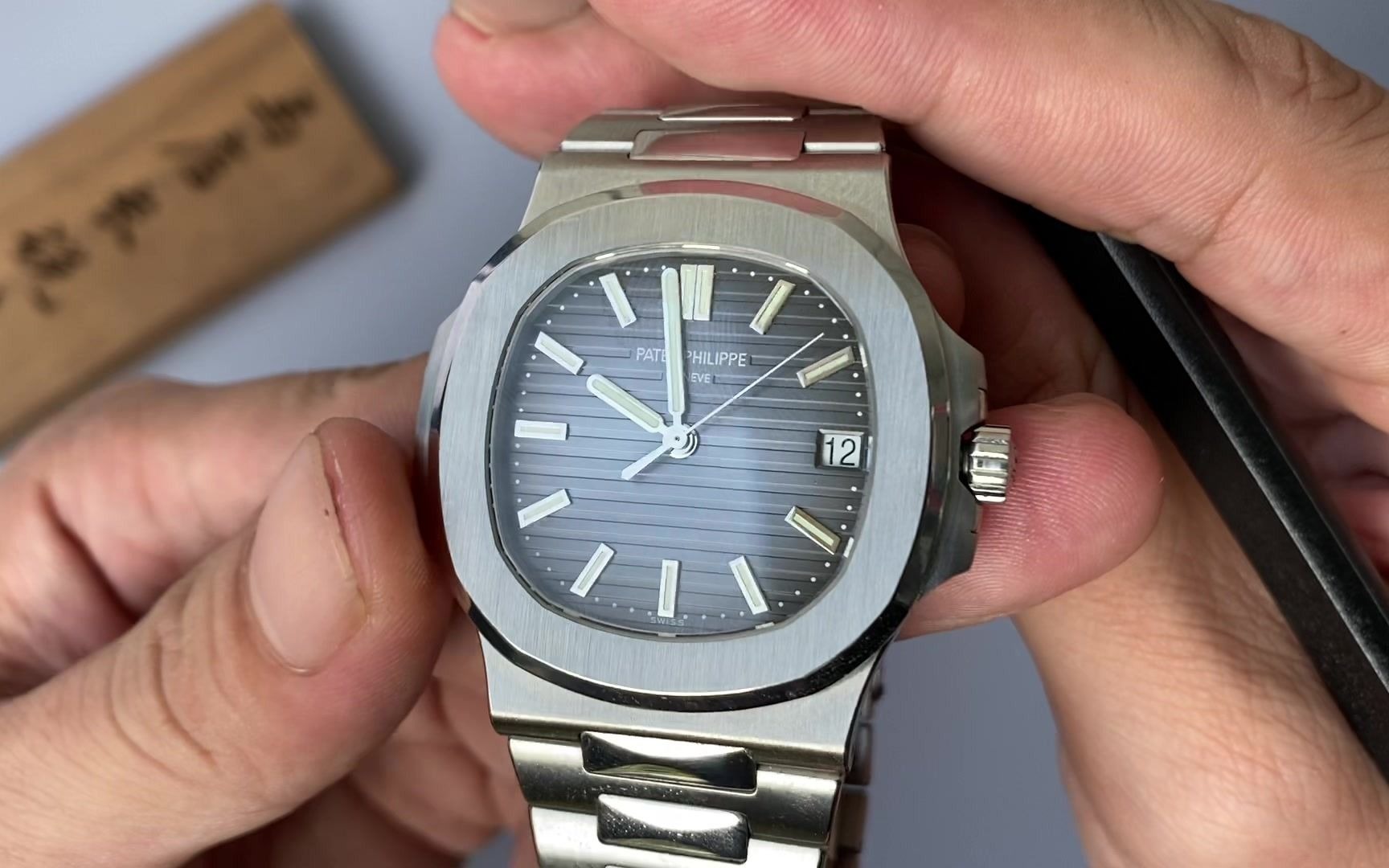 ppf鹦鹉螺5711 v4版 灰蓝面 腕表评测_哔哩哔哩_bilibili